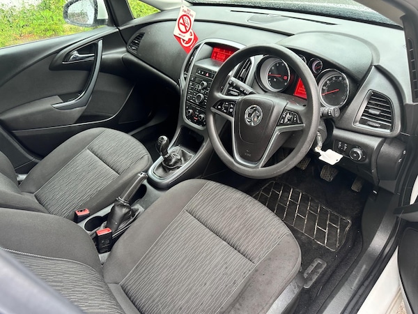 Used Vauxhall Astra 2015 for sale - 74957563: Photo 5