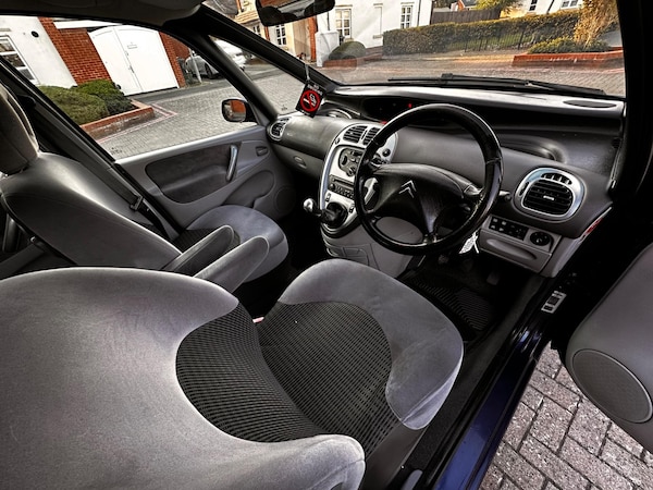 Used Citroen Xsara Picasso 2007 for sale - 76109830: Photo 61