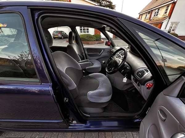 Used Citroen Xsara Picasso 2007 for sale - 76109830: Photo 66