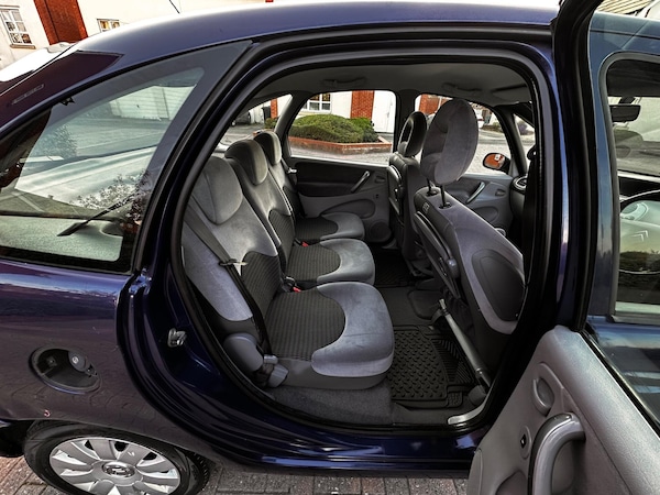 Used Citroen Xsara Picasso 2007 for sale - 76109830: Photo 67