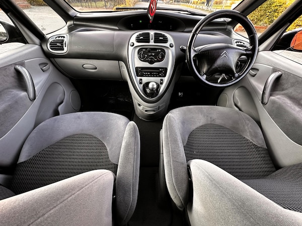 Used Citroen Xsara Picasso 2007 for sale - 76109830: Photo 79
