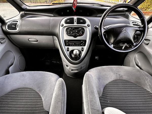 Used Citroen Xsara Picasso 2007 for sale - 76109830: Photo 84
