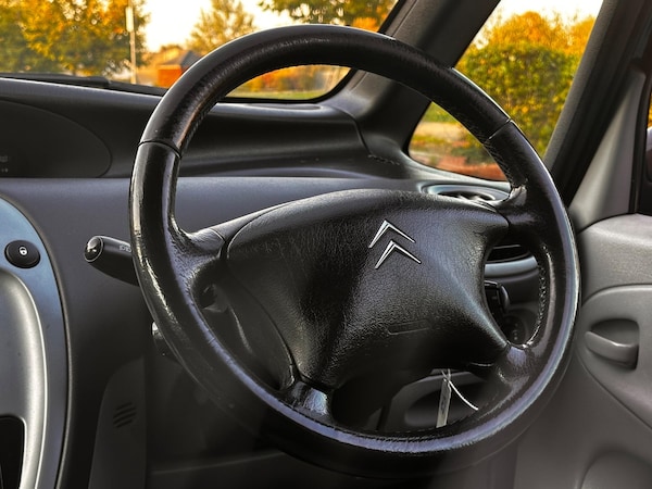 Used Citroen Xsara Picasso 2007 for sale - 76109830: Photo 85