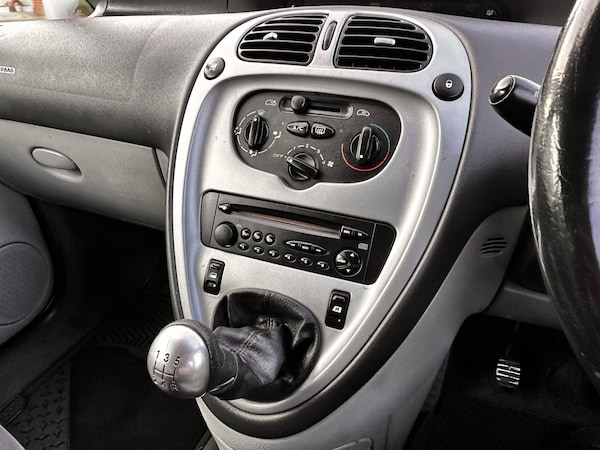 Used Citroen Xsara Picasso 2007 for sale - 76109830: Photo 90