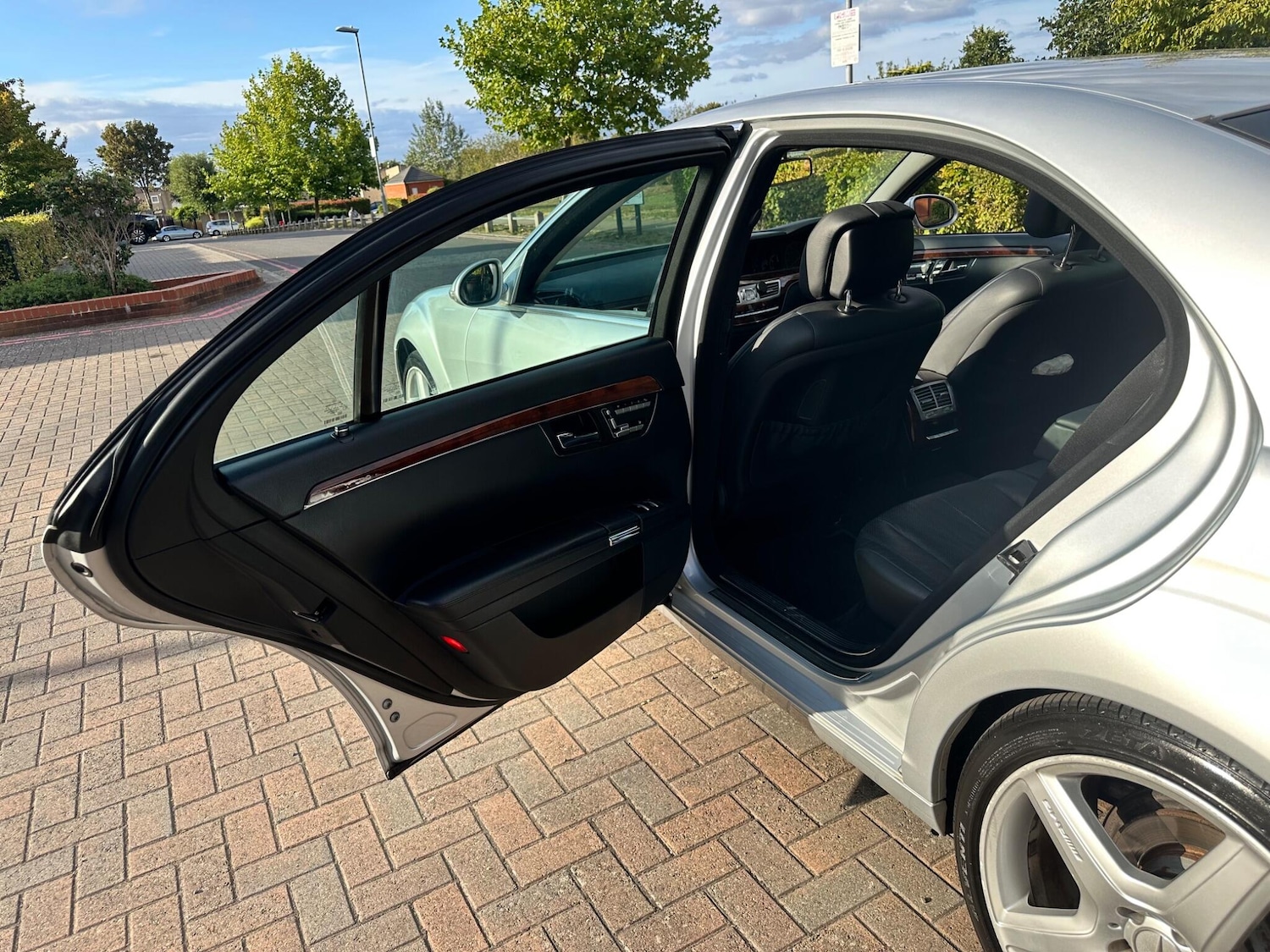 Used Mercedes-Benz S Class 2009 for sale - 76424578: Photo 80