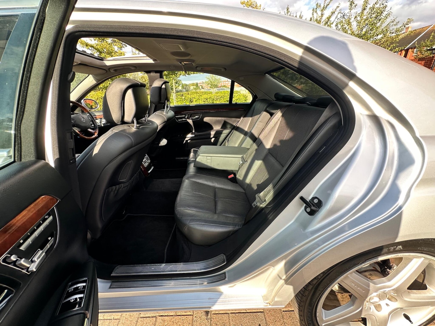 Used Mercedes-Benz S Class 2009 for sale - 76424578: Photo 86