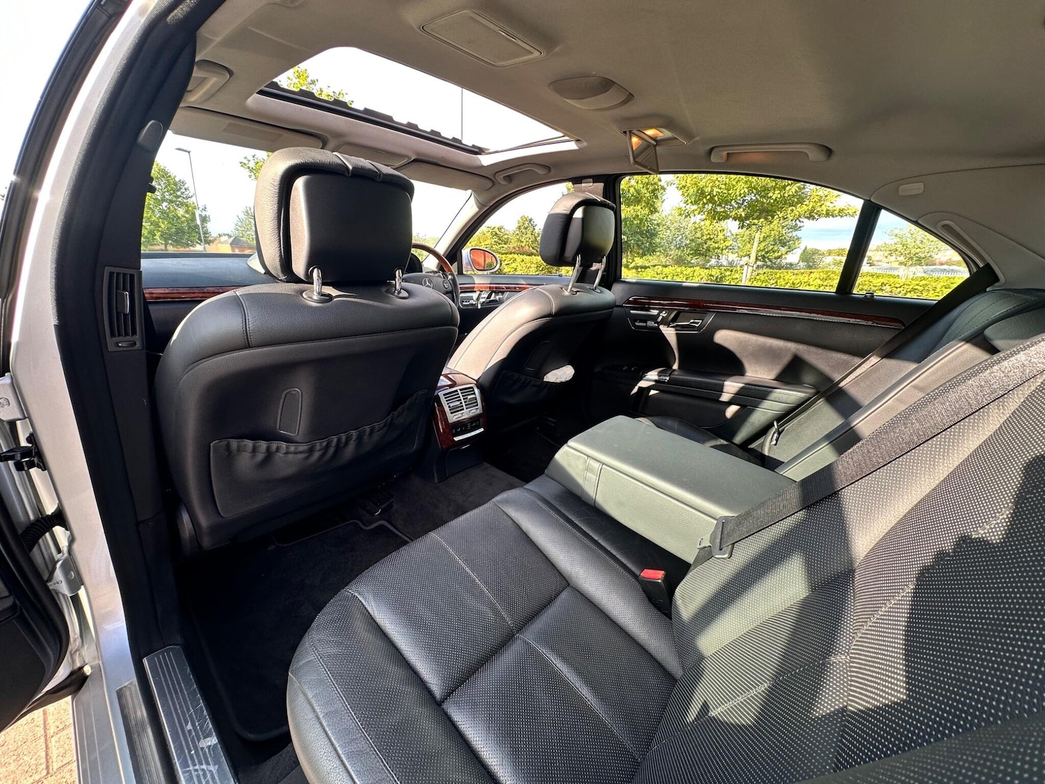 Used Mercedes-Benz S Class 2009 for sale - 76424578: Photo 87