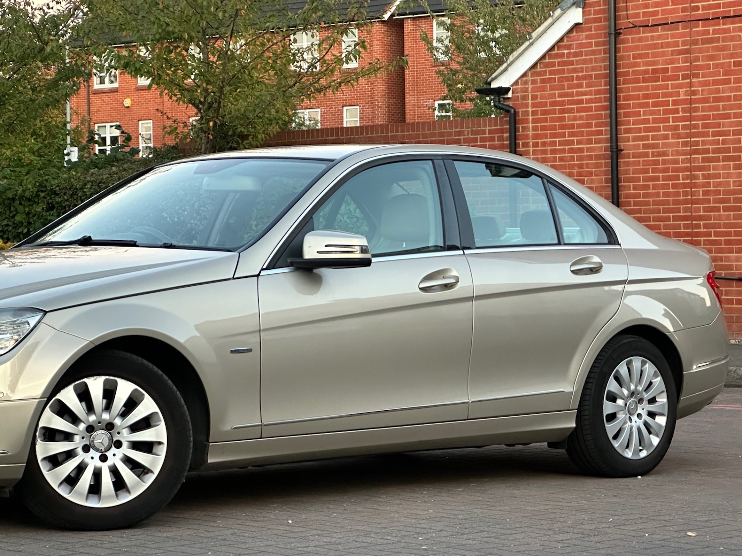 Used Mercedes-Benz C Class 2009 for sale - 77335667: Photo 21