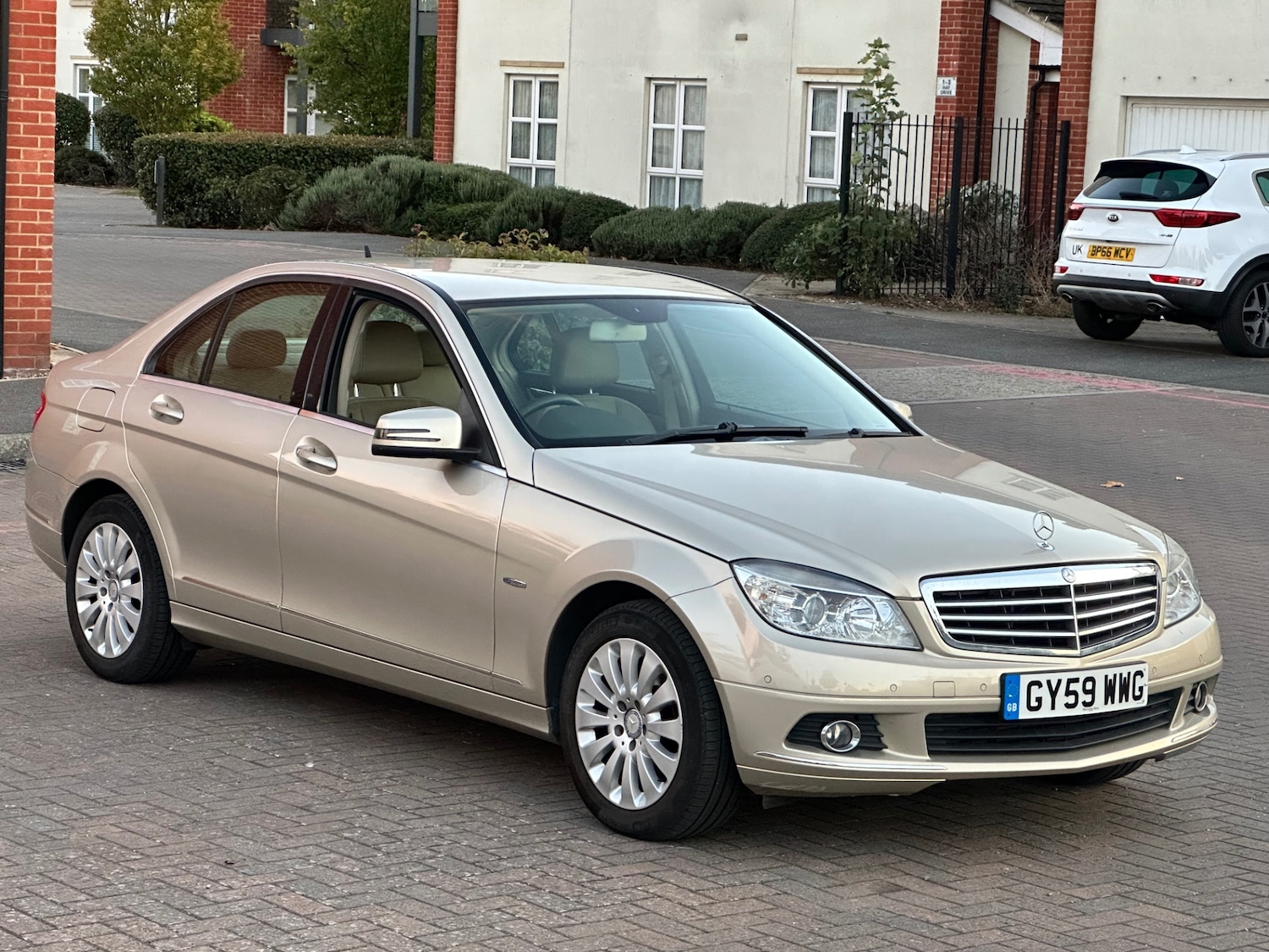 Used Mercedes-Benz C Class 2009 for sale - 77335667: Photo 36