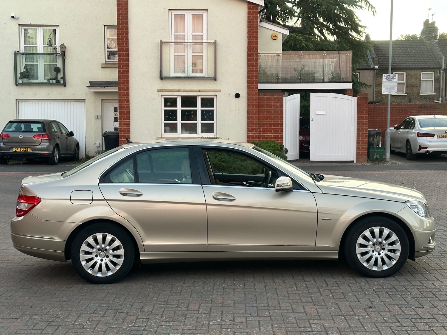 Used Mercedes-Benz C Class 2009 for sale - 77335667: Photo 37