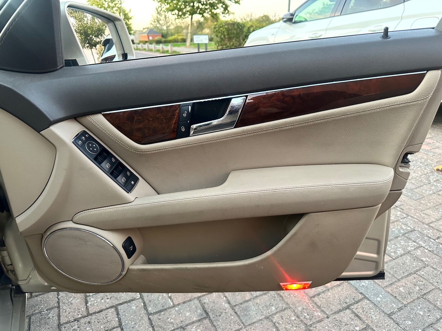 Used Mercedes-Benz C Class 2009 for sale - 77335667: Photo 64