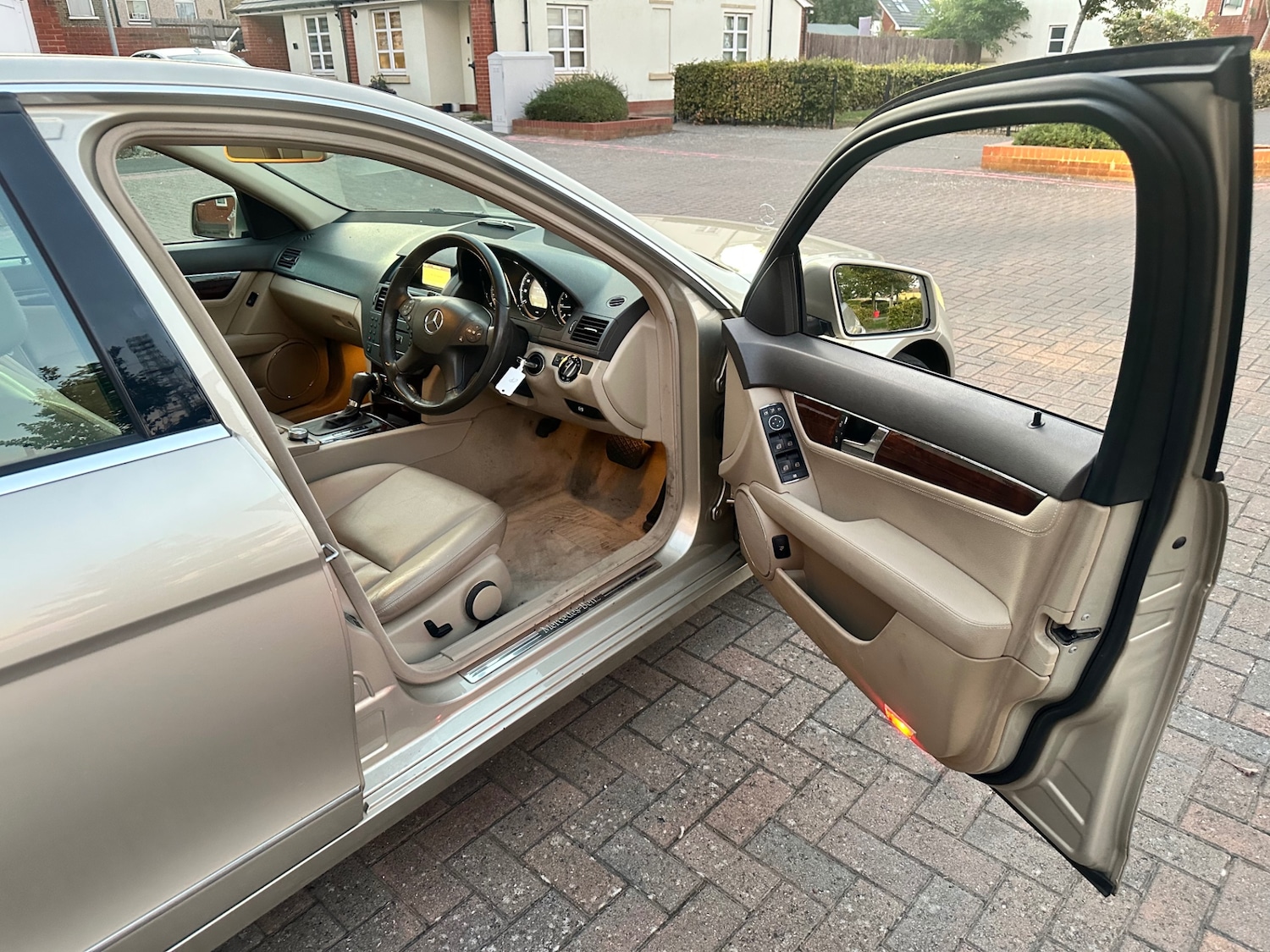 Used Mercedes-Benz C Class 2009 for sale - 77335667: Photo 71