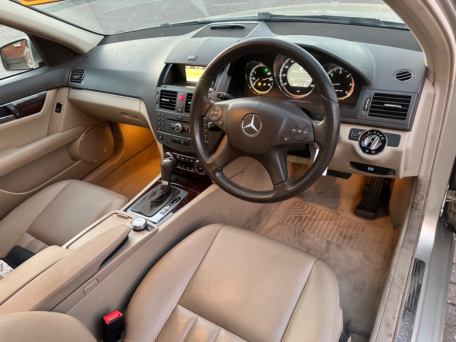 Used Mercedes-Benz C Class 2009 for sale - 77335667: Photo 72