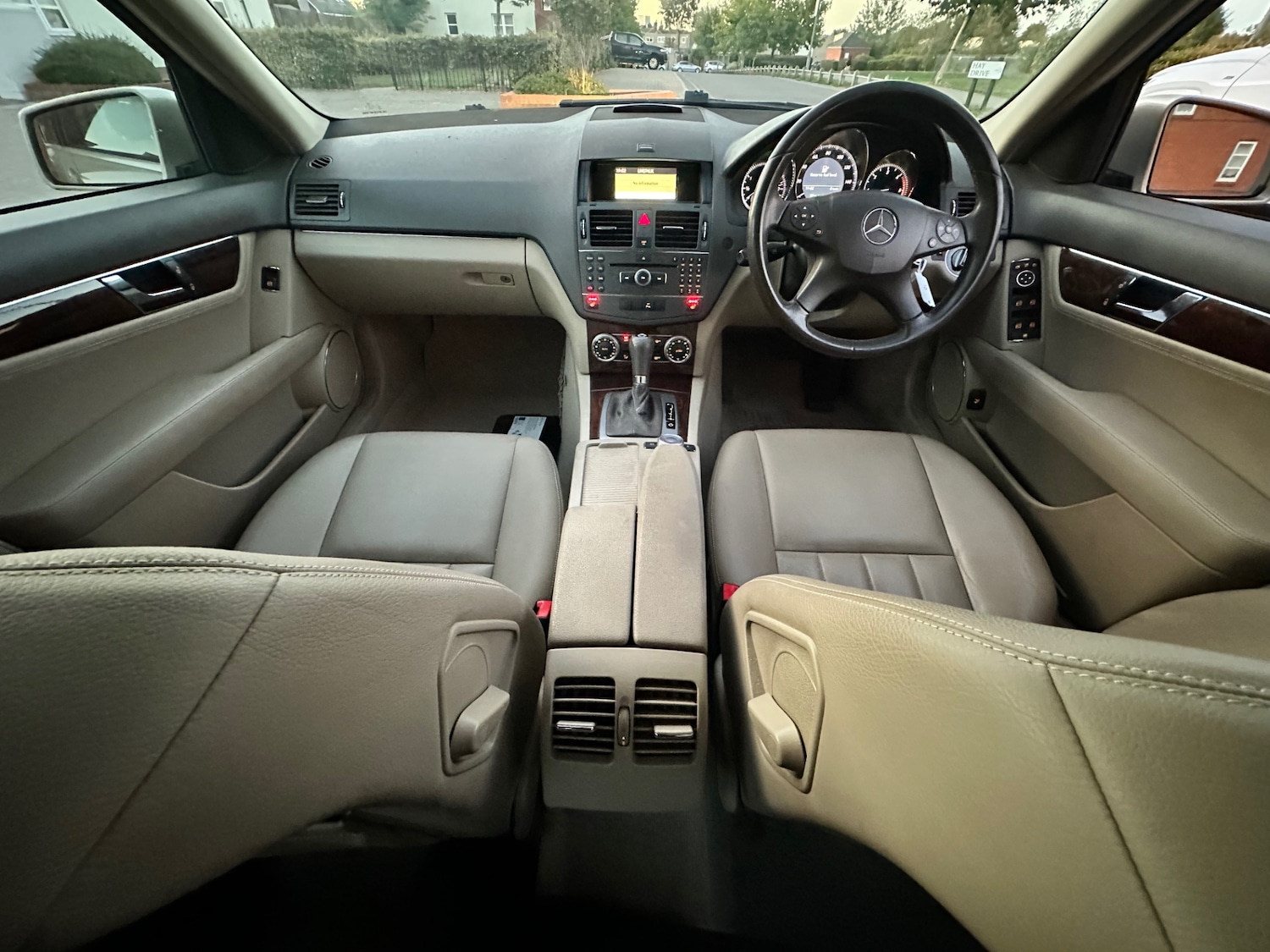 Used Mercedes-Benz C Class 2009 for sale - 77335667: Photo 88