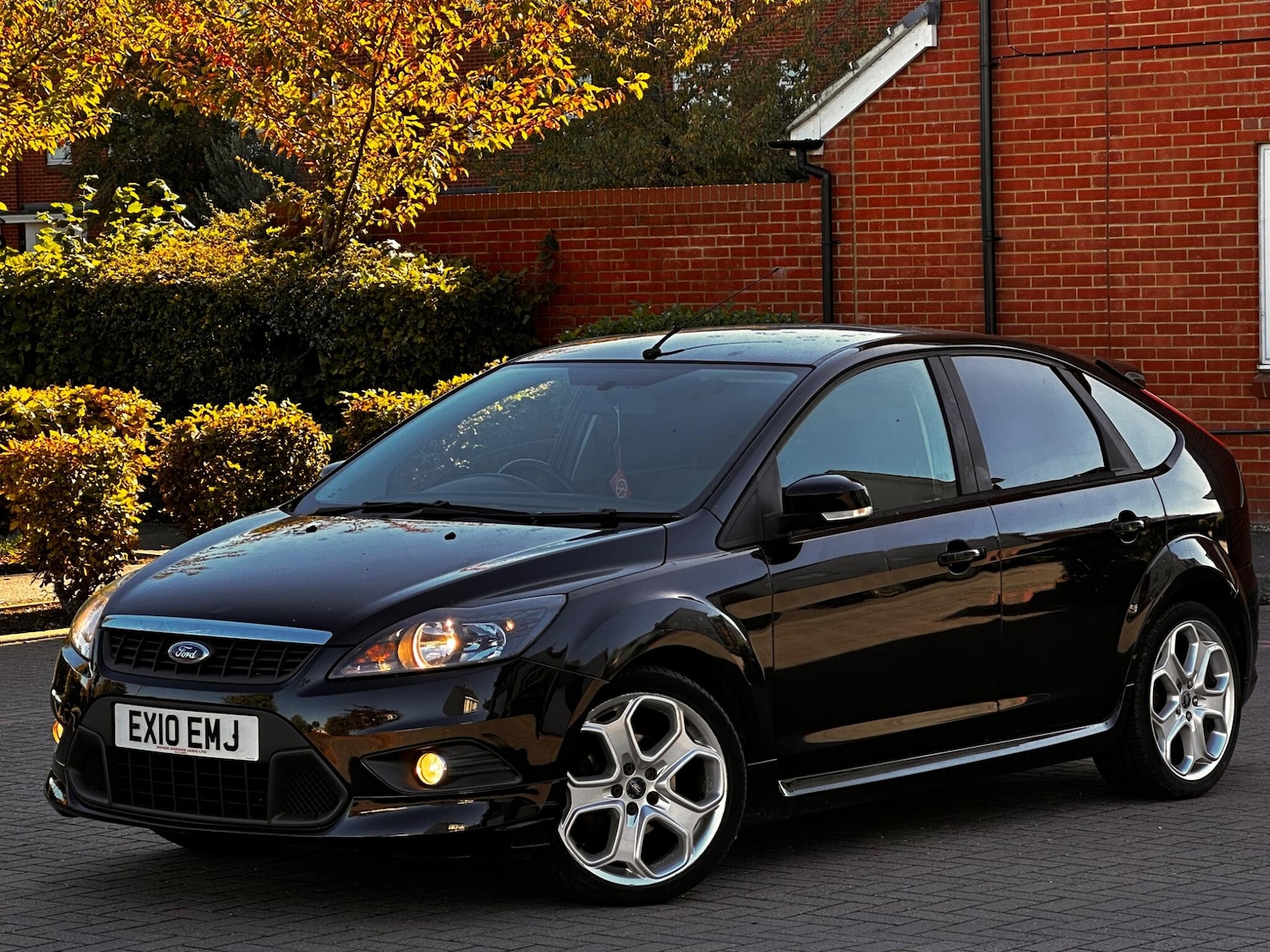 Used Ford Focus 2010 for sale - 76189830: Photo 14