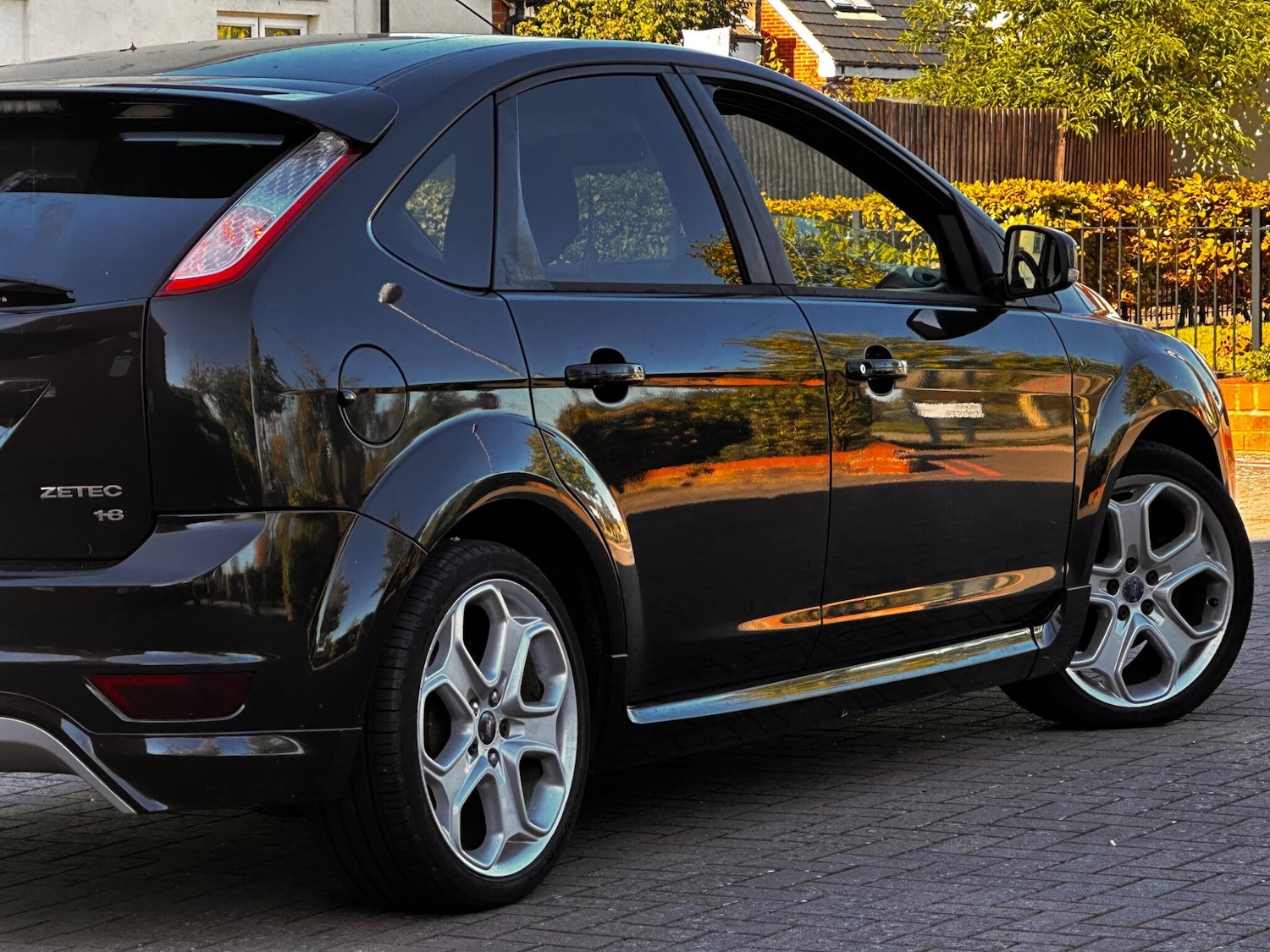 Used Ford Focus 2010 for sale - 76189830: Photo 22