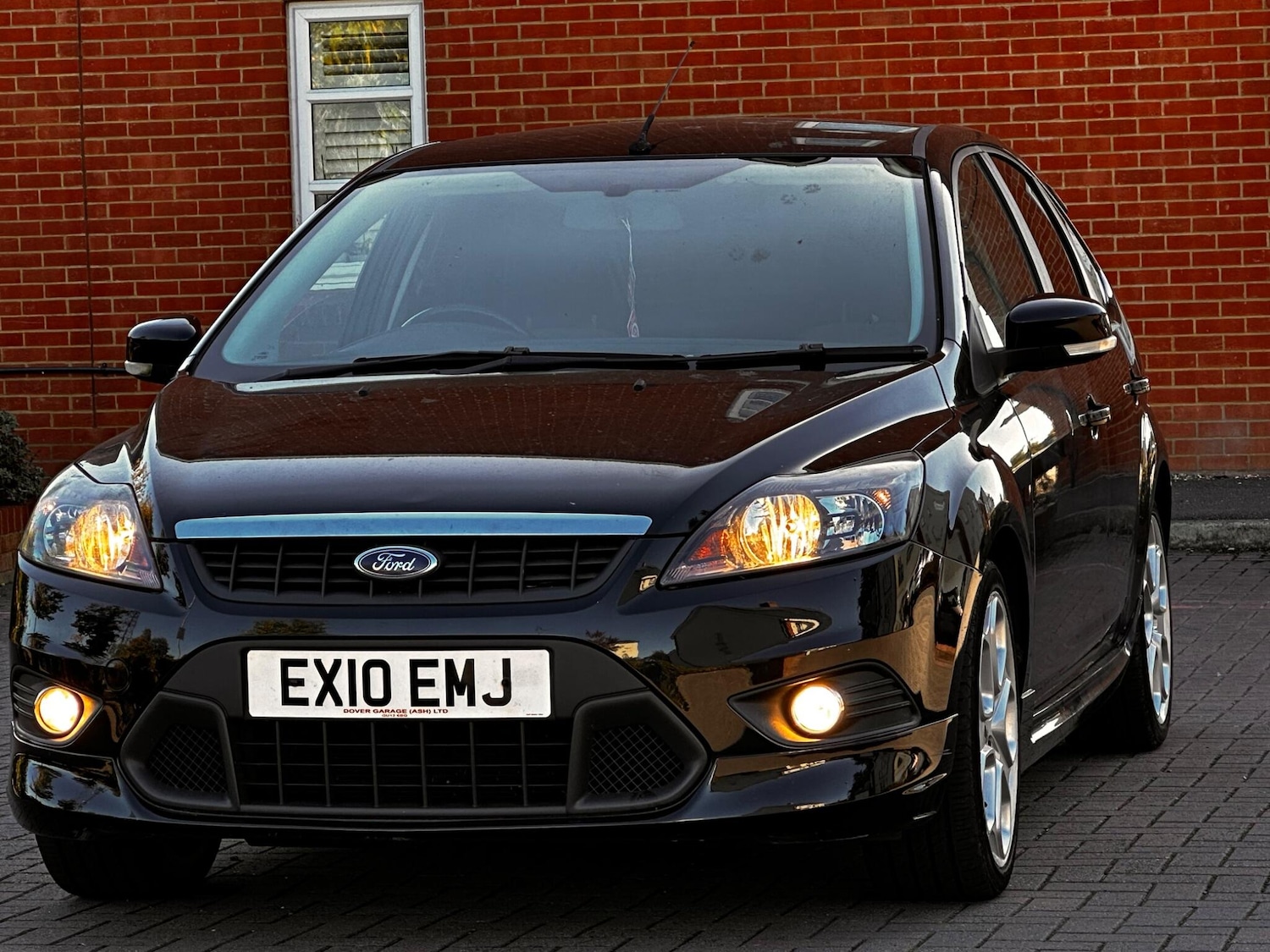 Used Ford Focus 2010 for sale - 76189830: Photo 31