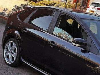 Used Ford Focus 2010 for sale - 76189830: Photo 4
