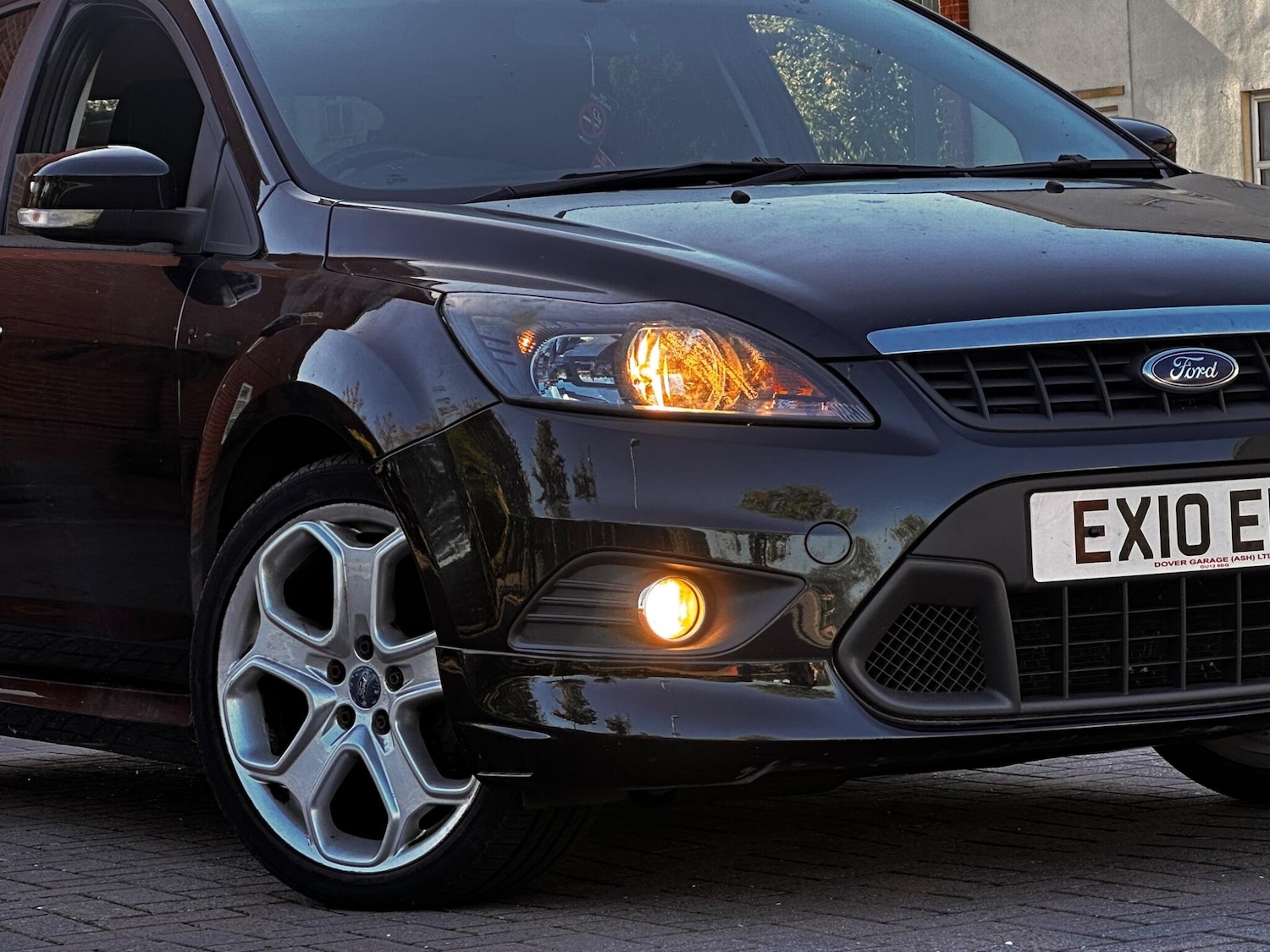 Used Ford Focus 2010 for sale - 76189830: Photo 5