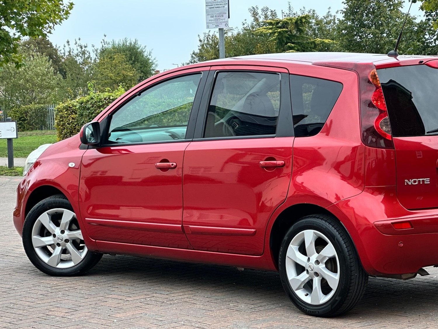 Used Nissan Note 2010 for sale - 77290663: Photo 12