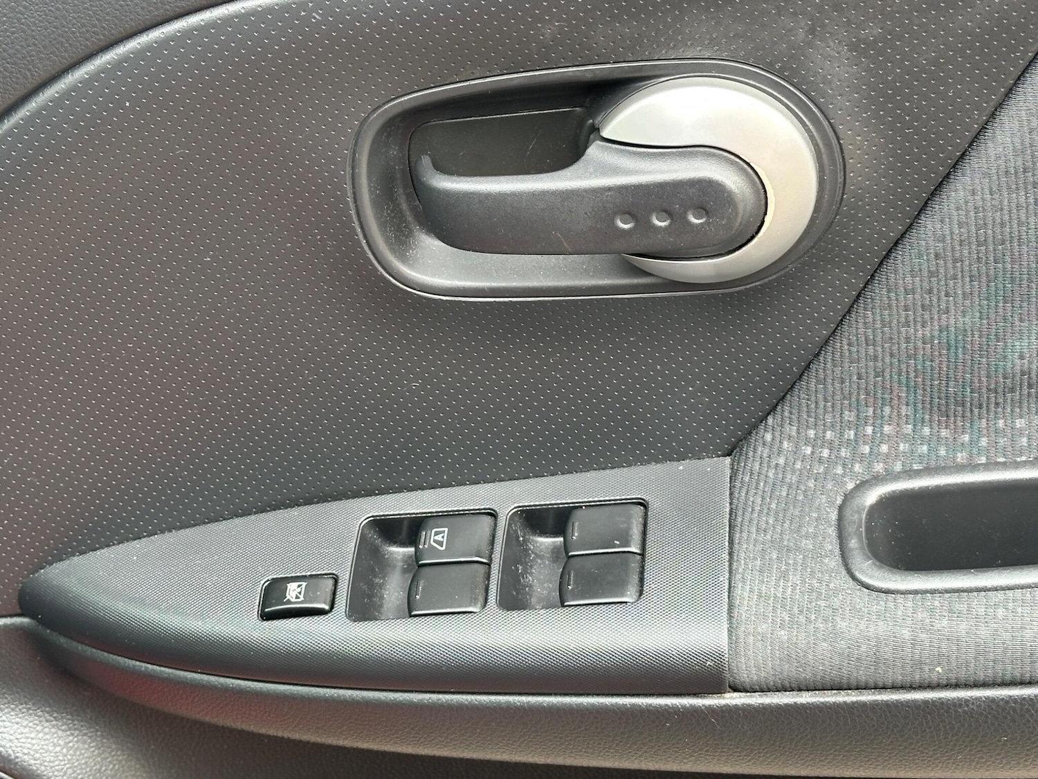 Used Nissan Note 2010 for sale - 77290663: Photo 59