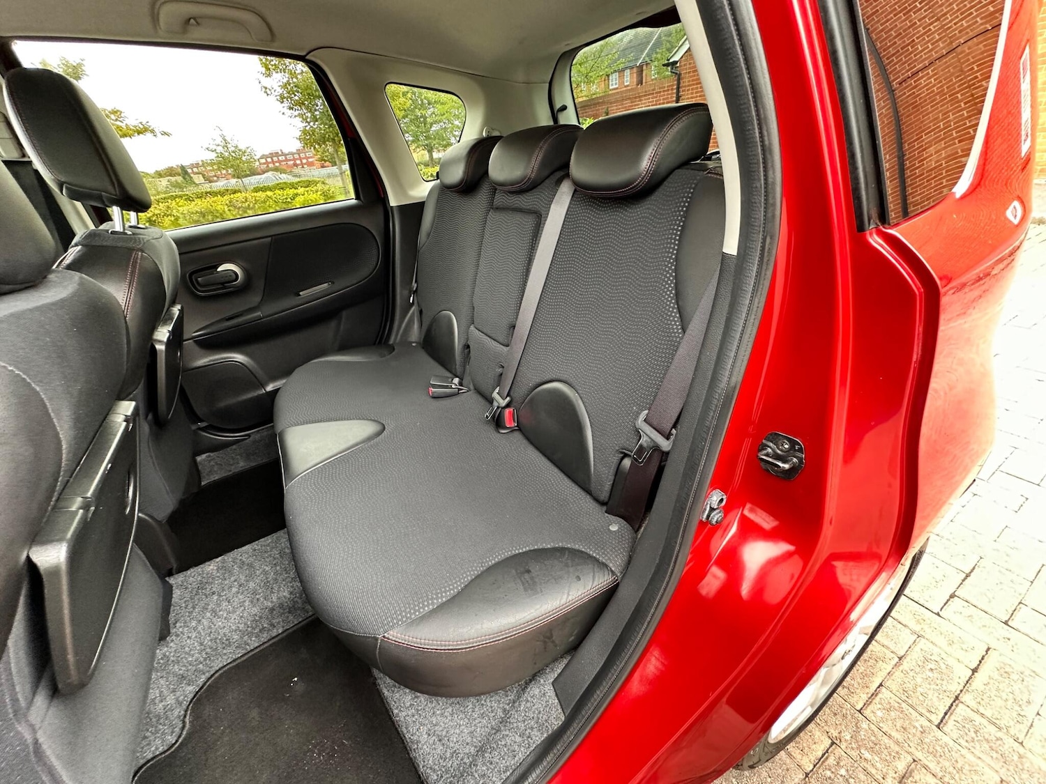 Used Nissan Note 2010 for sale - 77290663: Photo 81