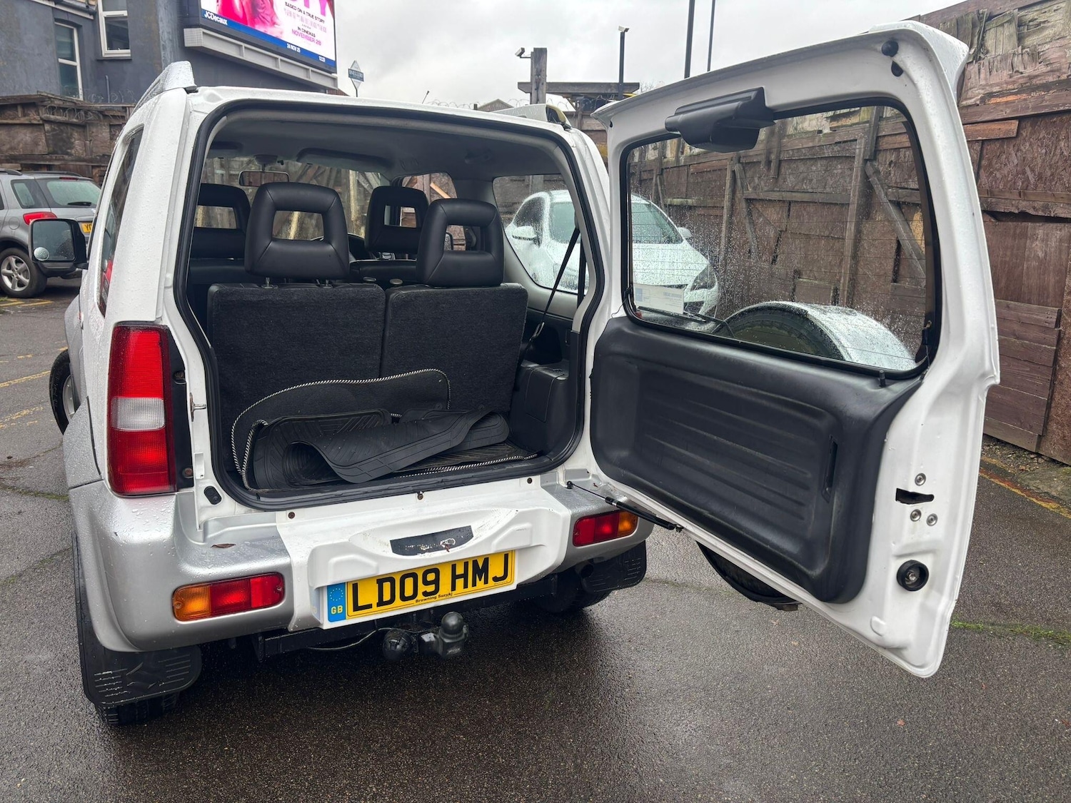 Used Suzuki Jimny 2009 for sale - 76989233: Photo 10