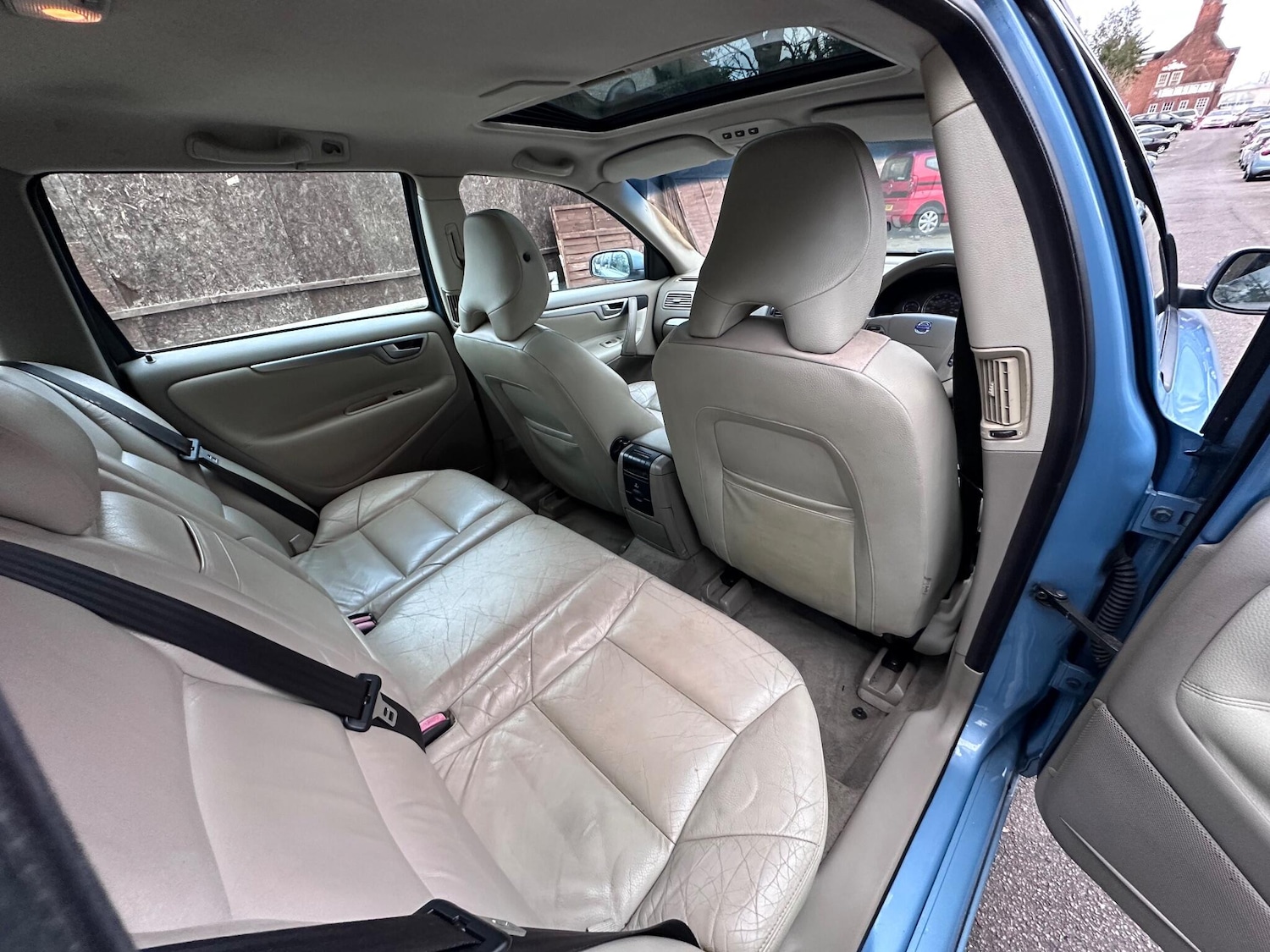 Used Volvo V70 2005 for sale - 77066379: Photo 19