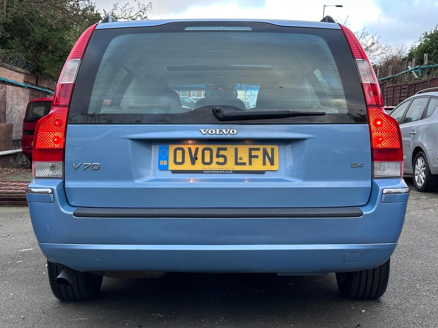 Used Volvo V70 2005 for sale - 77066379: Photo 8