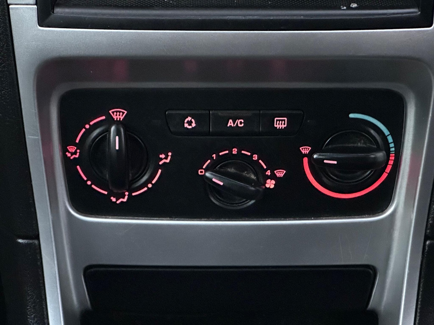 Used Peugeot 307 SW 2008 for sale - 76425410: Photo 87