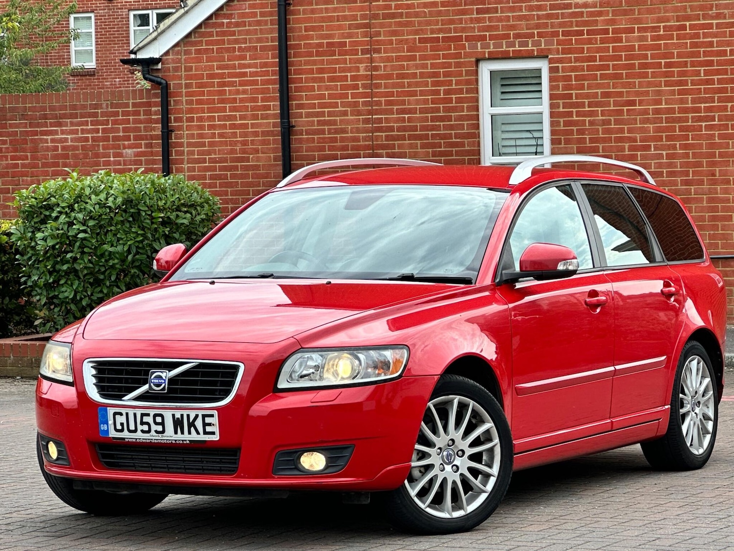 Used Volvo V50 2009 for sale - 77229655: Photo 13