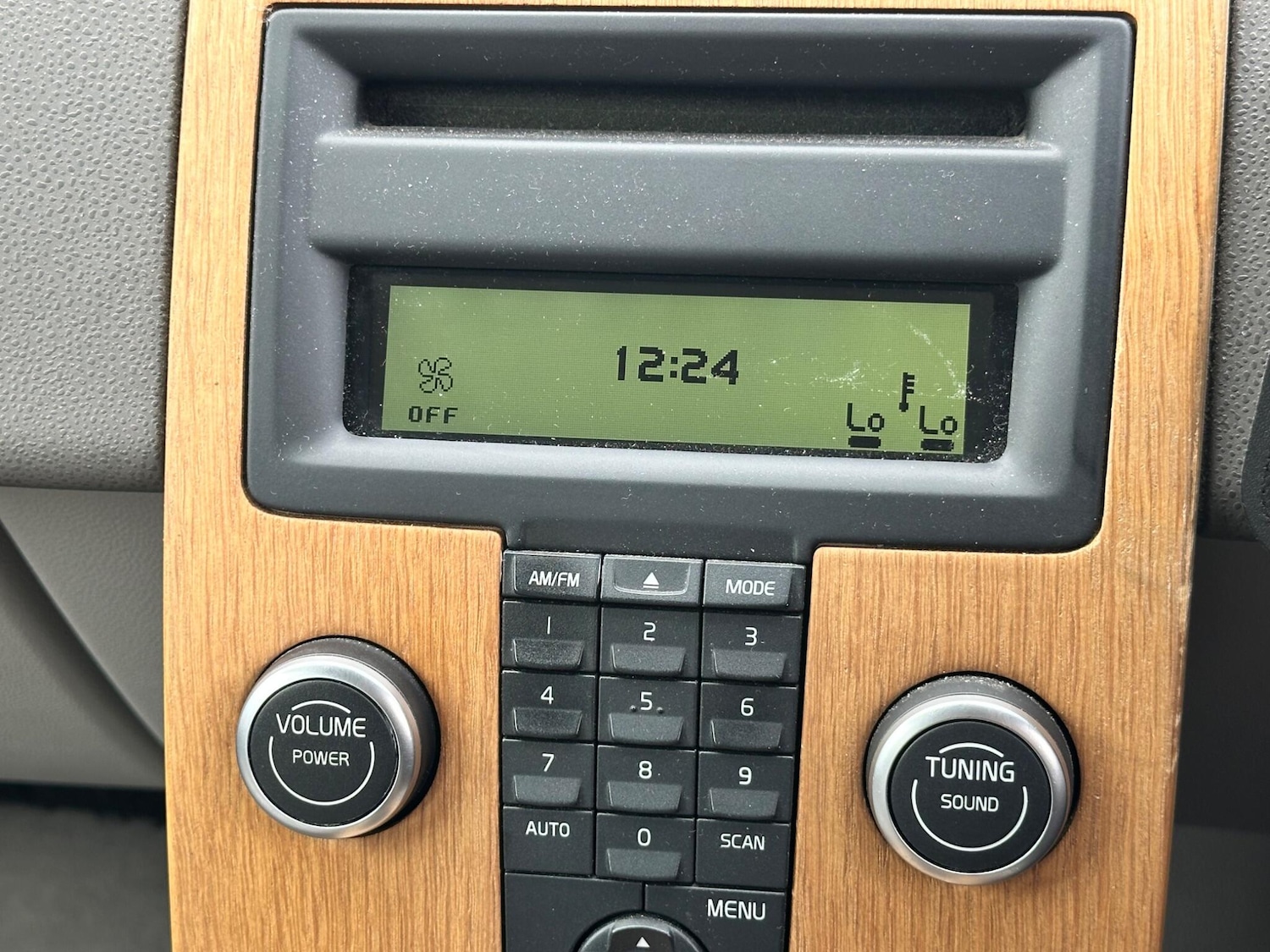 Used Volvo V50 2009 for sale - 77229655: Photo 94