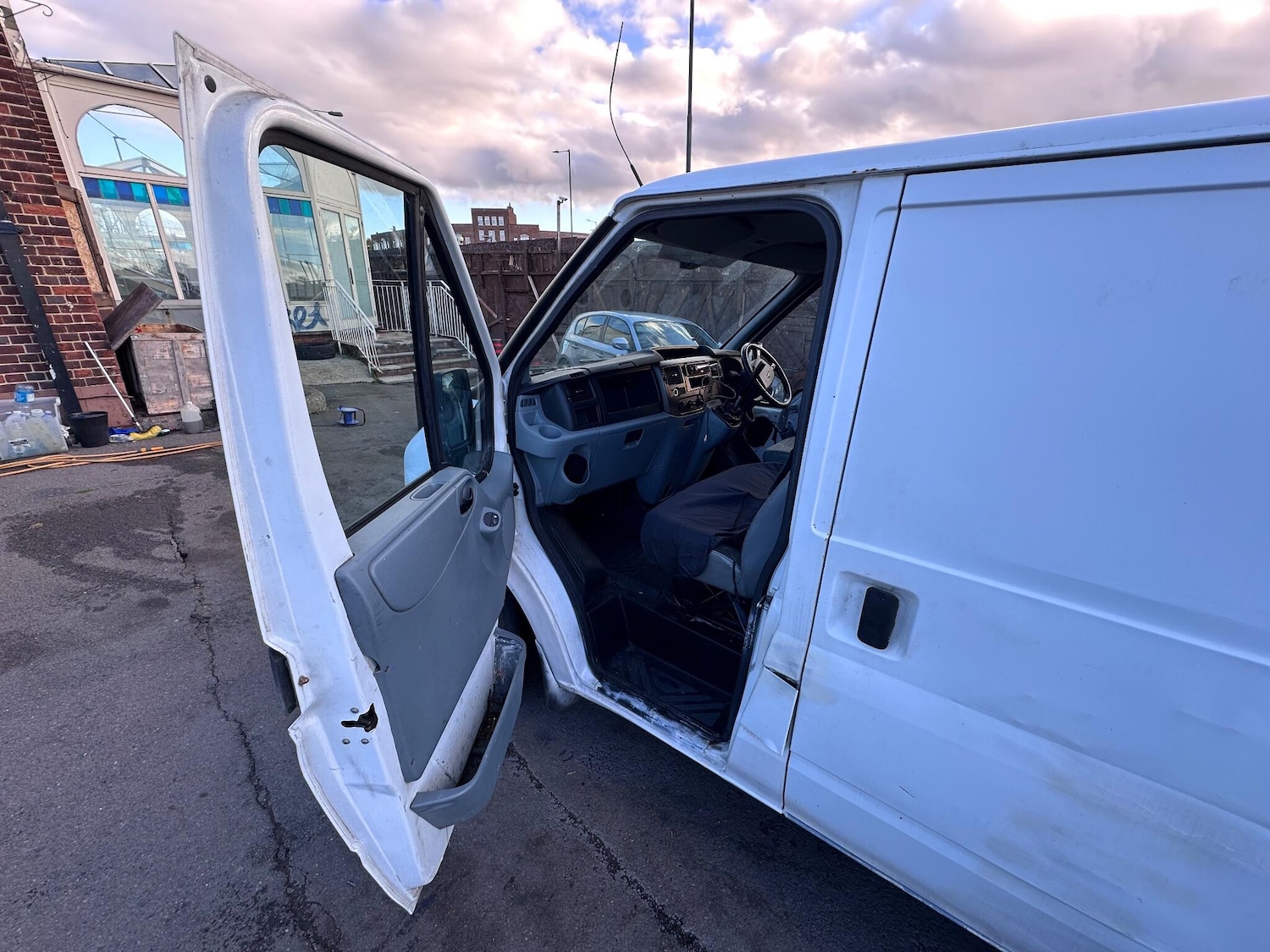 Used Ford Transit 2010 for sale - 76424147: Photo 24