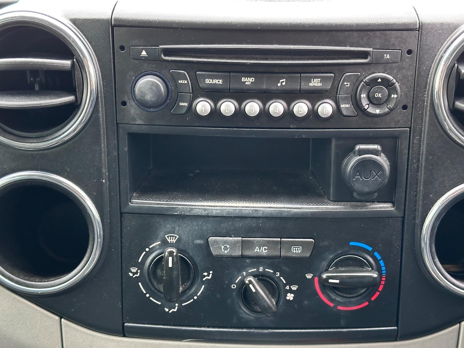 Used Citroen Berlingo for sale - 76550444: Photo 94