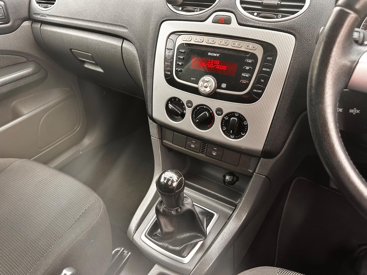 Used Ford Focus 2007 for sale - 76060660: Photo 88