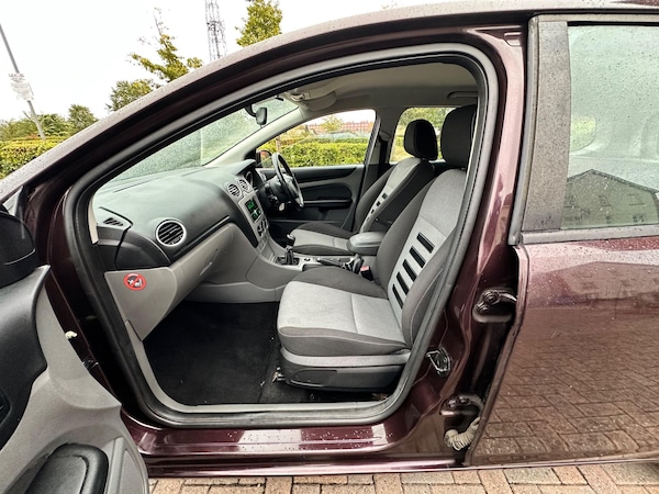 Used Ford Focus 2008 for sale - 75657533: Photo 76