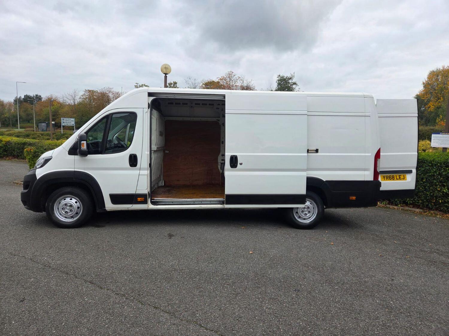 Used Peugeot Boxer 2018 for sale - 76611392: Photo 27