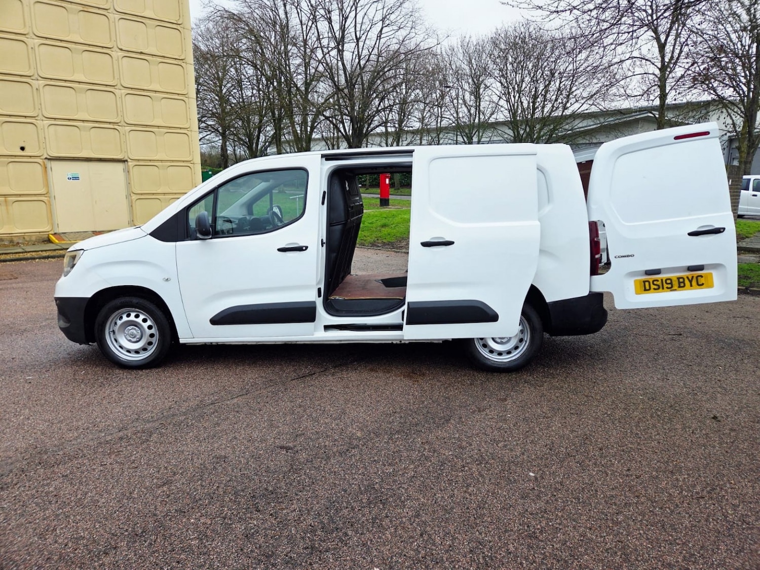 Used Vauxhall Combo 2019 for sale - 77548176: Photo 23