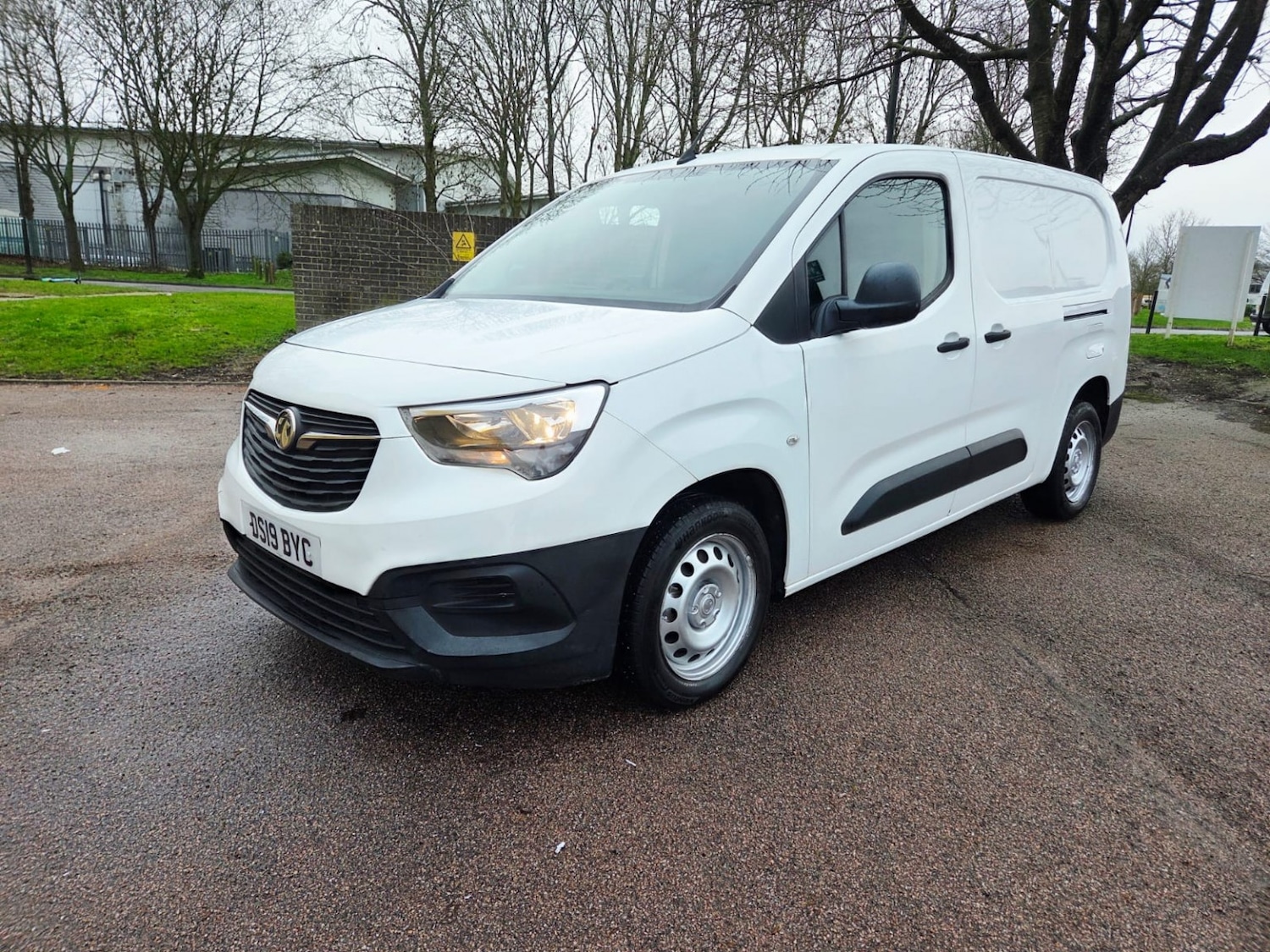 Used Vauxhall Combo 2019 for sale - 77548176: Photo 3
