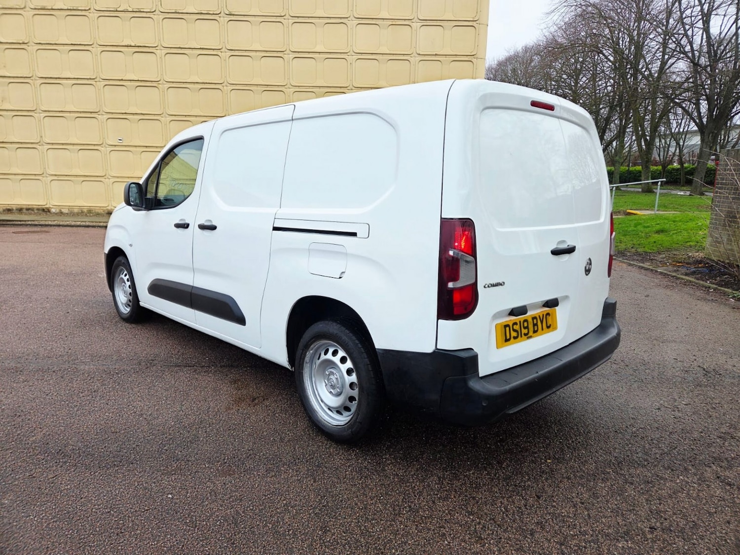 Used Vauxhall Combo 2019 for sale - 77548176: Photo 6