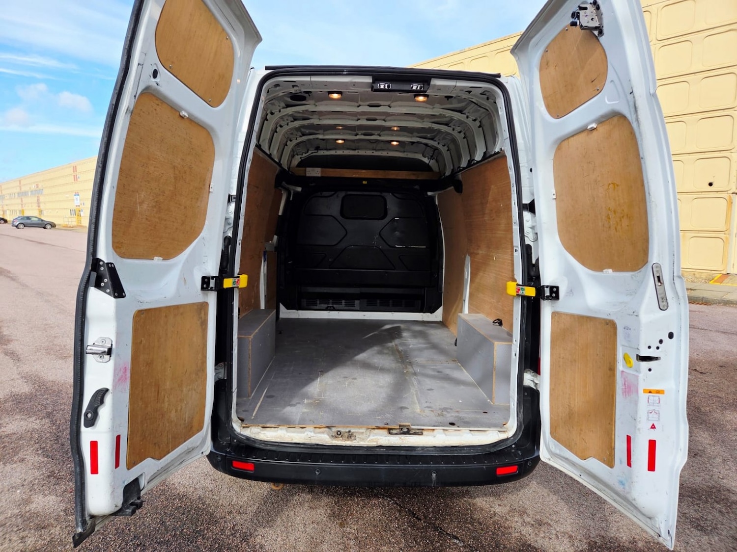 Used Ford Transit Custom 2020 for sale - 77881110: Photo 27