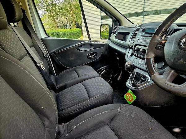 Used Vauxhall Vivaro 2015 for sale - 76108794: Photo 12