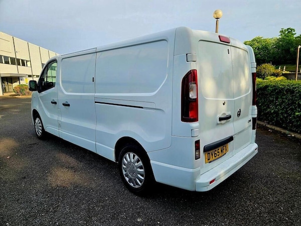 Used Vauxhall Vivaro 2015 for sale - 76108794: Photo 5