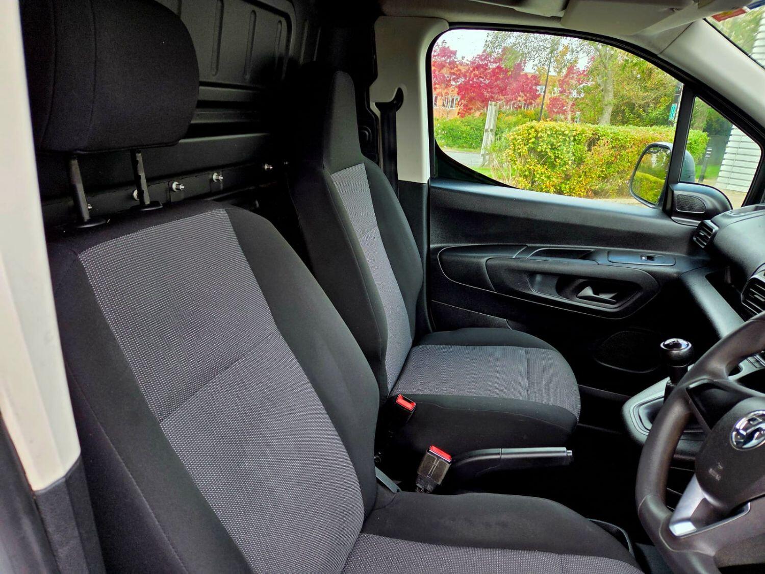 Used Vauxhall Combo 2019 for sale - 76547920: Photo 12