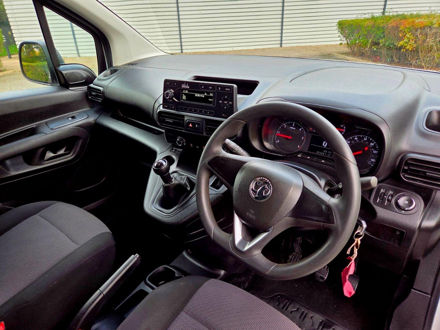 Used Vauxhall Combo 2019 for sale - 76547920: Photo 16