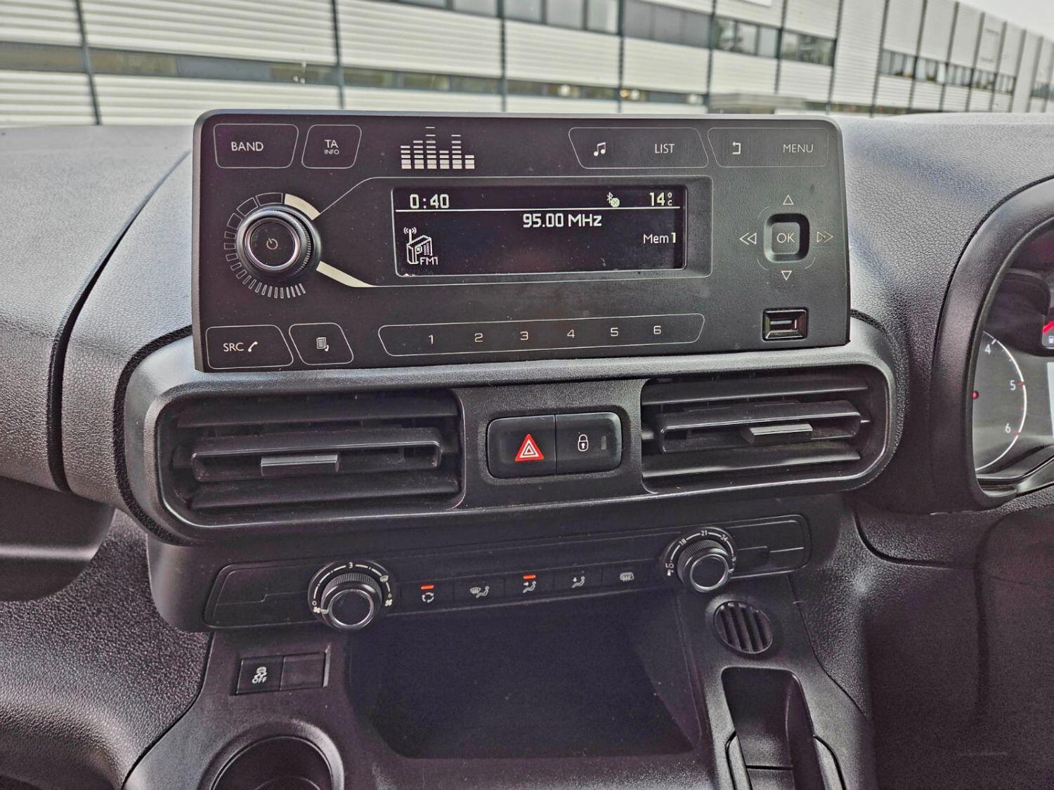 Used Vauxhall Combo 2019 for sale - 76547920: Photo 22