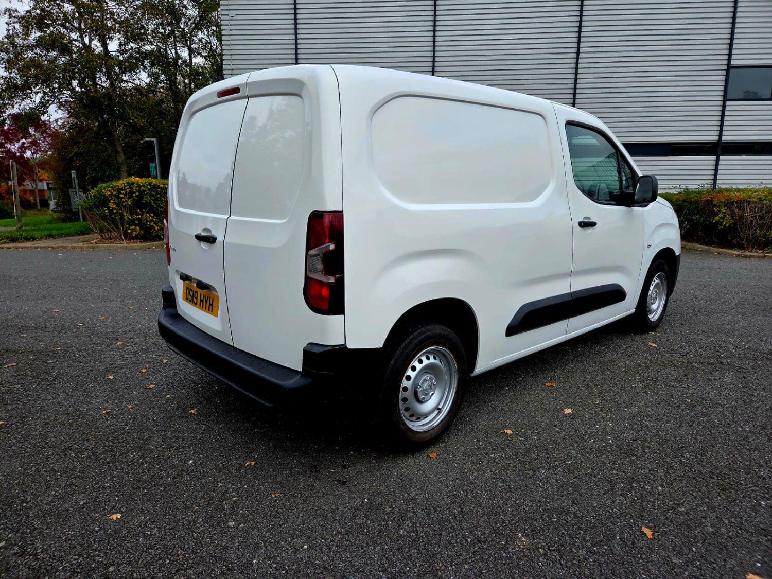 Used Vauxhall Combo 2019 for sale - 76547920: Photo 8