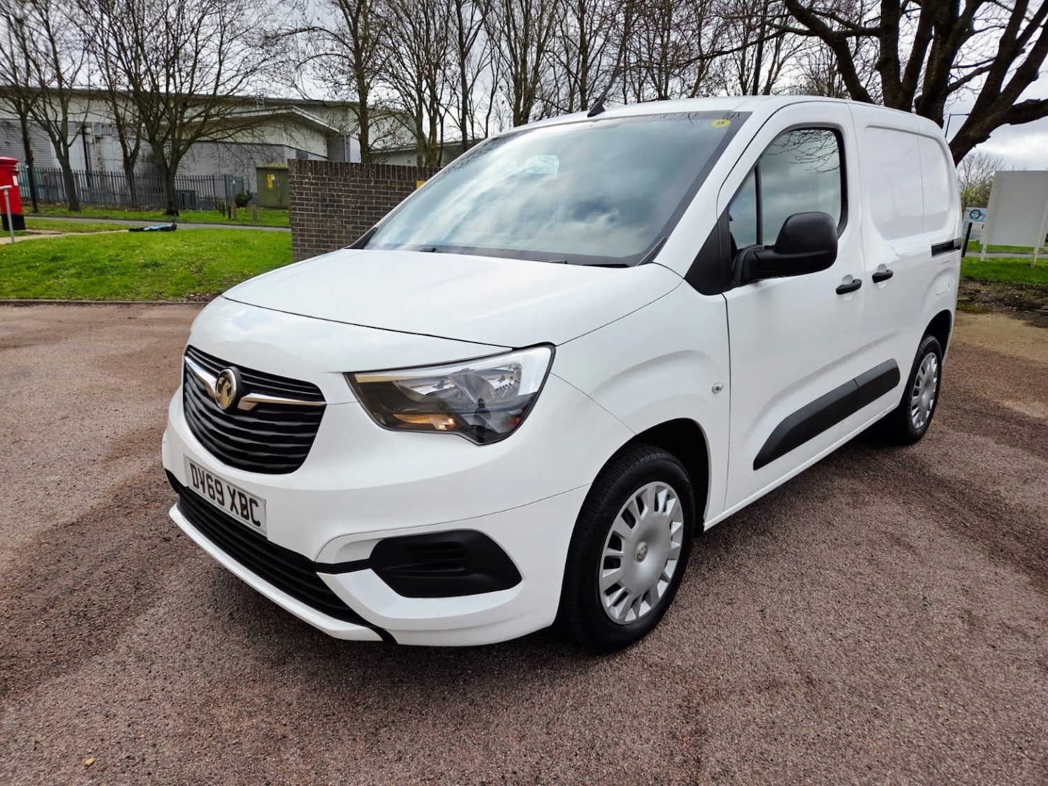 Used Vauxhall Combo 2019 for sale - 77915690: Photo 3