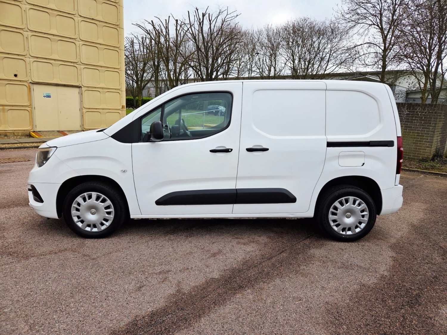 Used Vauxhall Combo 2019 for sale - 77915690: Photo 6