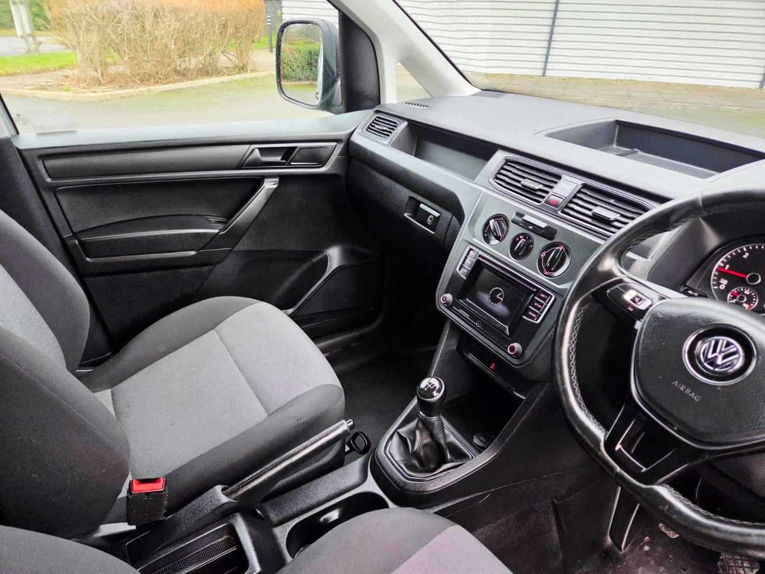 Used Volkswagen Caddy Maxi 2017 for sale - 77008074: Photo 12